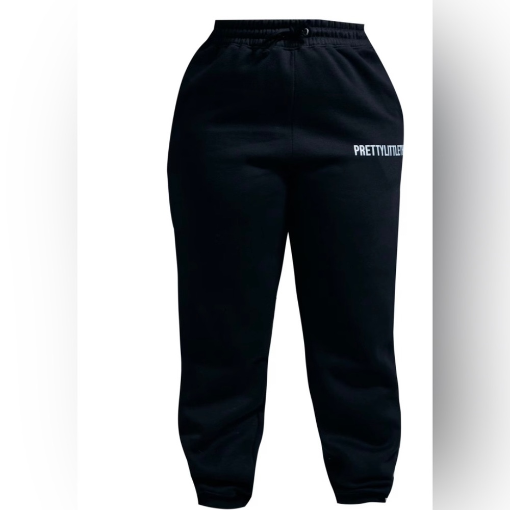 Black PrettyLittleThing Sweatpants